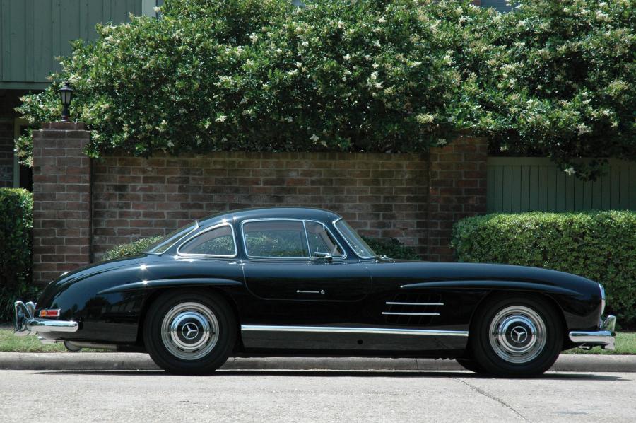  Mercedes-Benz 300 SL Coupe 1956 года  (фото 22 из 24)